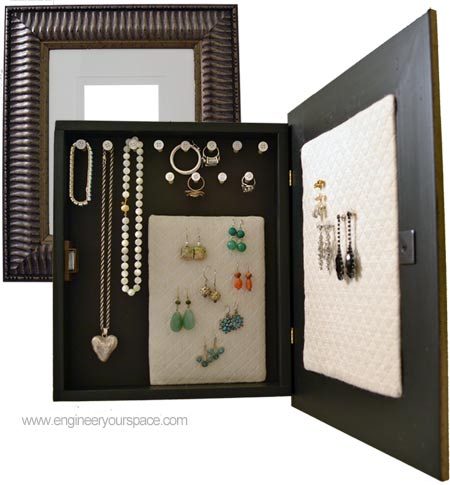 Valentine’s day gift idea: DIY hanging jewelry box